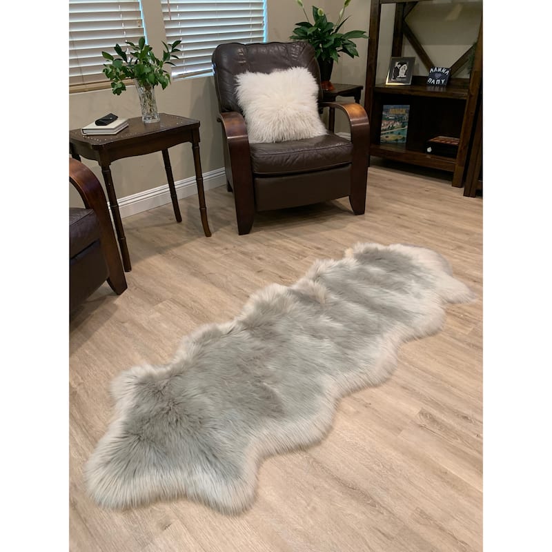 Highland Select Natural Long Wool Sheepskin 2 Pelt Shag Rug - 2' x 5'5"