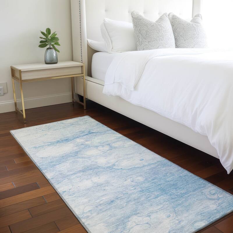 Machine Washable Indoor/ Outdoor Chantille Abstract Modern Rug - Sky - 2'3" x 7'6"