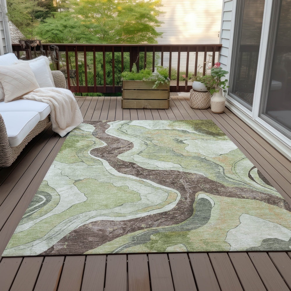 Machine Washable Indoor/Outdoor Contemporary Crackle Chantille Rug