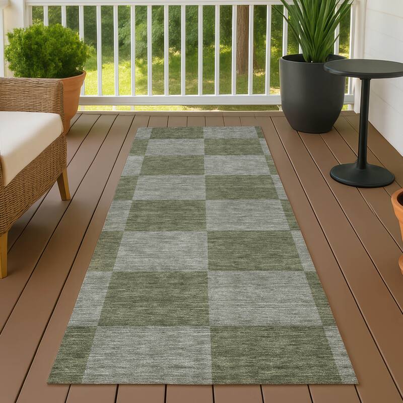Machine Washable Indoor/ Outdoor Modern Checker Chantille Rug - Olive - 2'3" x 7'6"
