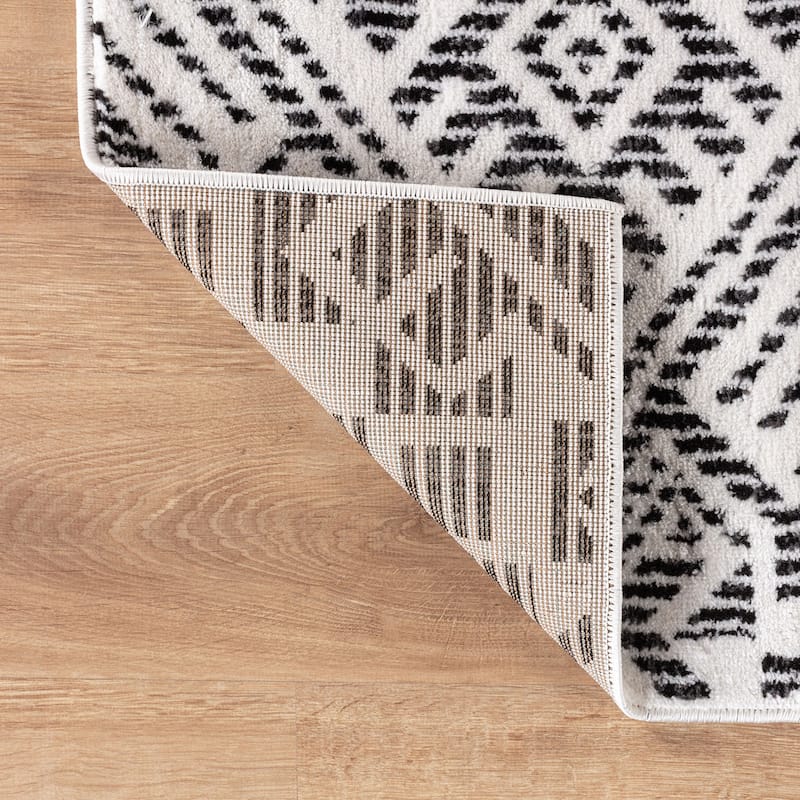 Black Ivory Tribal Pattern Stylish and Durable Area Rug
