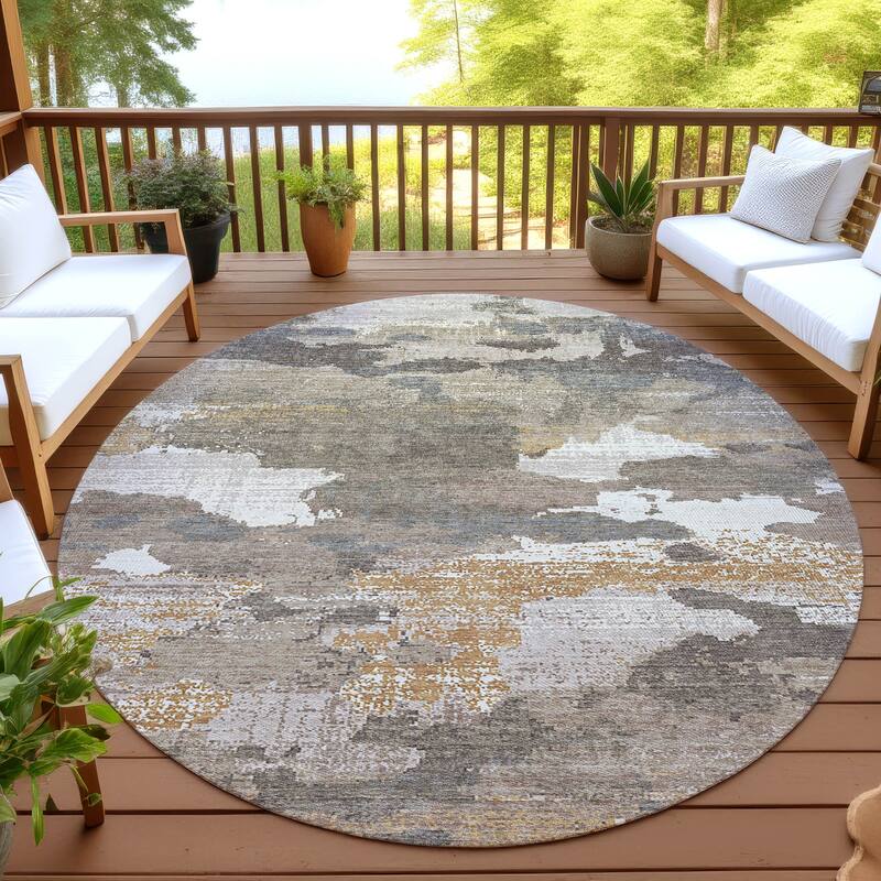 Machine Washable Indoor/ Outdoor Abstract Casual Chantille Rug - Brown - 8' x 8'