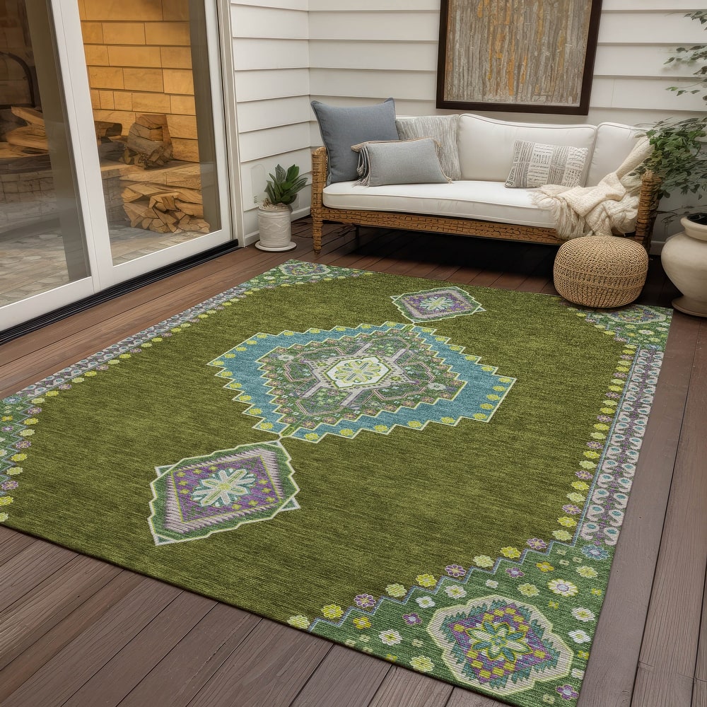 Machine Washable Indoor/ Outdoor Boho Traditional Chantille Rug