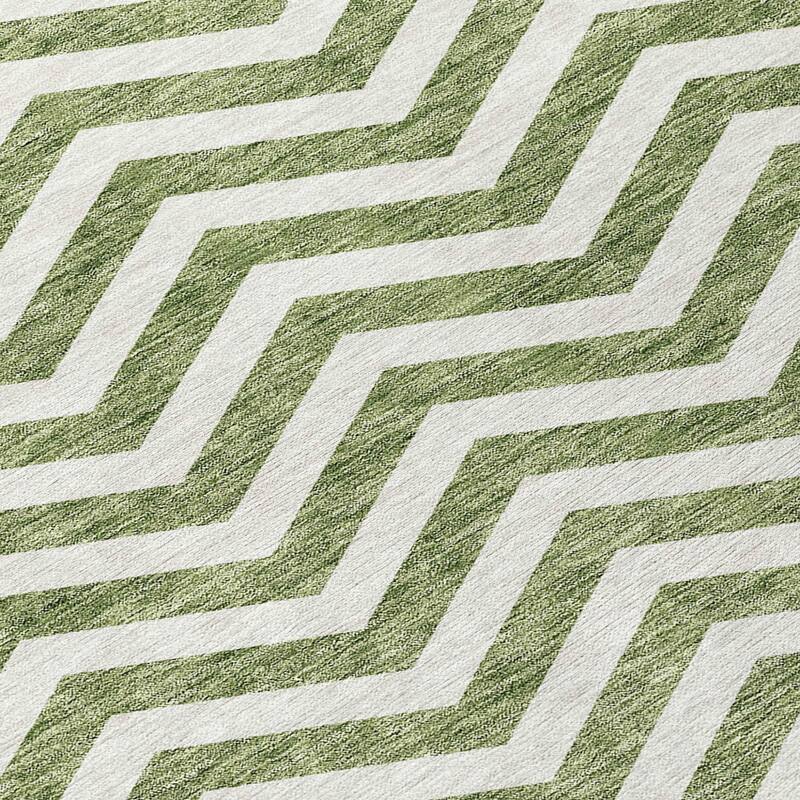 HomeRoots Chevron Transitional Rectangle Outdoor Rug