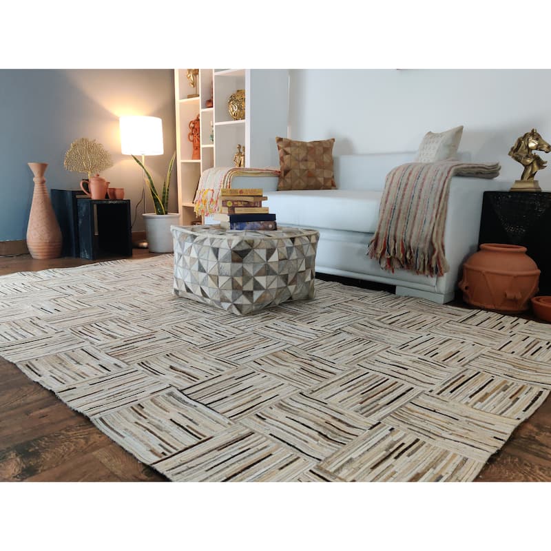 Loominaire Handmade Leather Carpet "Lodge" - Easy Maintenance Rug - 8'x10'