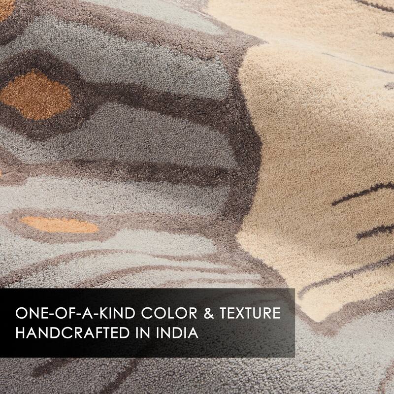 NICOLE MILLER NEW YORK Flora Grandeur Bloom Handcrafted Wool Area Rug