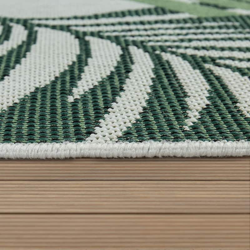 Indoor & Outdoor Rug - Jungle Design with Green Palm Trees