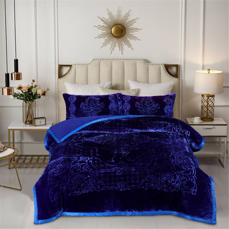 Solid Micromink Sherpa Comforter Bed Set - Navy
