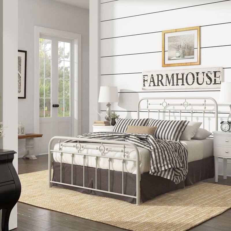 Darren Metal Bed by iNSPIRE Q Classic