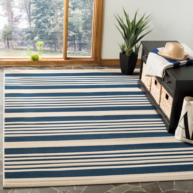 SAFAVIEH Courtyard Charmaine Indoor/ Outdoor Waterproof Area Rug - 4' x 4' Square - Navy/Beige