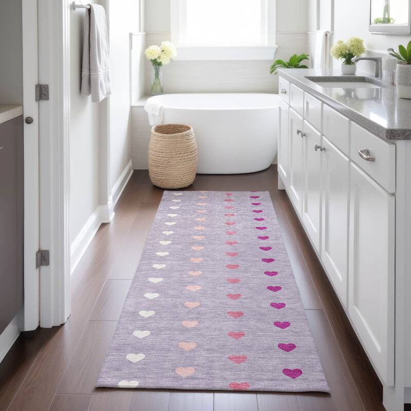 Machine Washable Indoor/ Outdoor Modern Hearts Chantille Rug