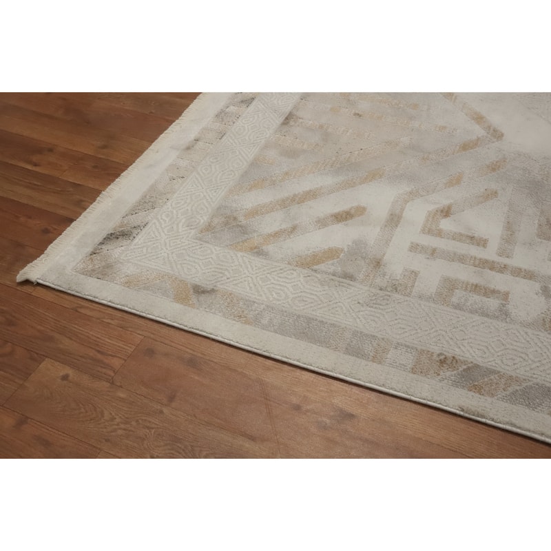 Machine Made Oriental Polyester Carpet Traditional Medallion Beige & Ivories Tabriz Area Rug - 7' 7'' X 5' 2''