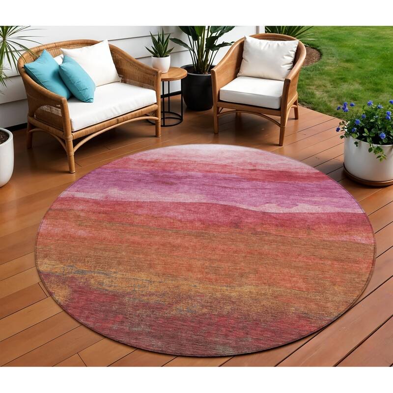 HomeRoots Abstract Modern Rectangle Outdoor Rug - 8' Round