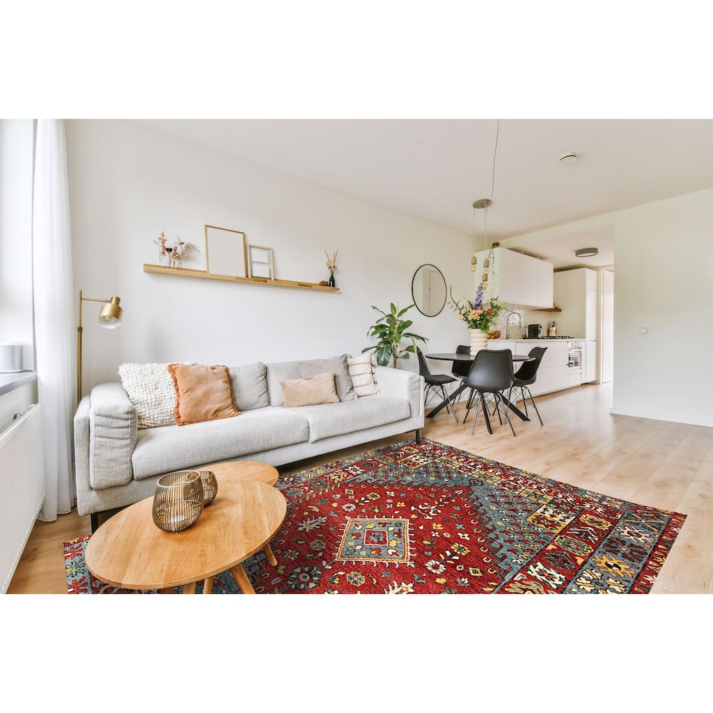 Red Traditional Medallion Traditional Knot Area Rug - Elegant and Timeless Design