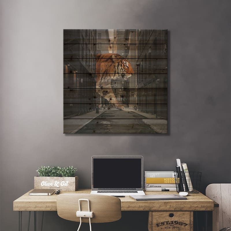 Tiger In NY I Print On Wood by Kathrin Federer - Multi-Color