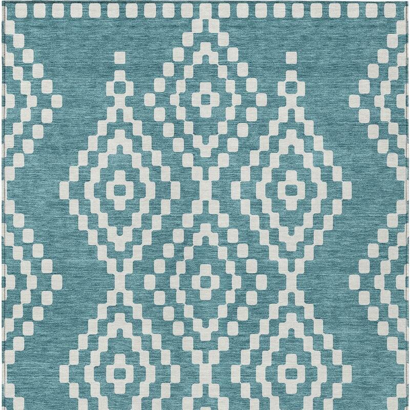 HomeRoots Geometric Transitional Rectangle Outdoor Rug