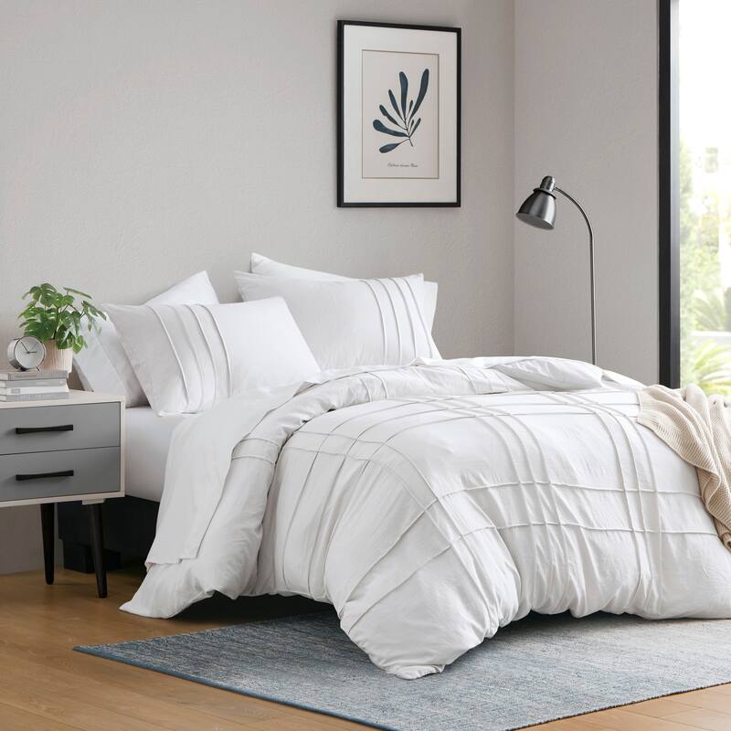 Chelsea Square Evans Pinch Pleated Soft Washed Boho Duvet Cover Set - White - California King