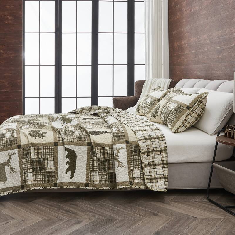 Premium Rustic Lodge All-Season Quilt Set