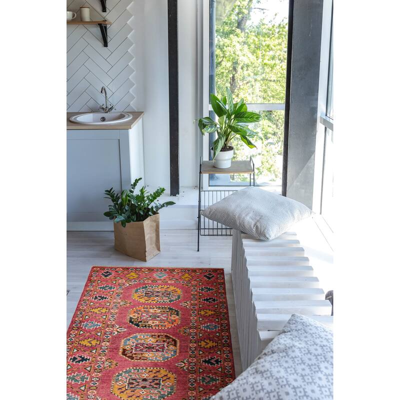 ECARPETGALLERY Hand-knotted Uzbek Ghazni Pink Wool Rug - 2'8 x 6'5