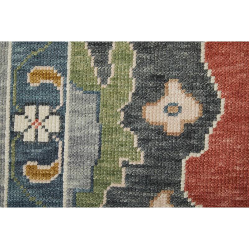 Grand Bazaar Larson Hand Knotted Floral & Botanical Transitional Area Rug