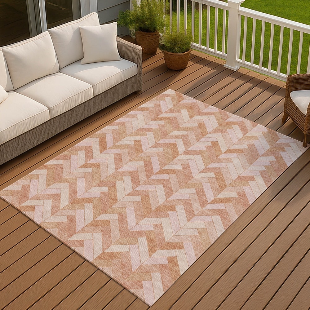 Machine Washable Indoor/ Outdoor Modern Chevron Chantille Rug