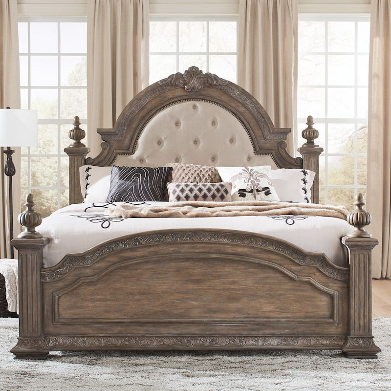 Carlisle Court Chestnut Finish Poster Bed - Queen