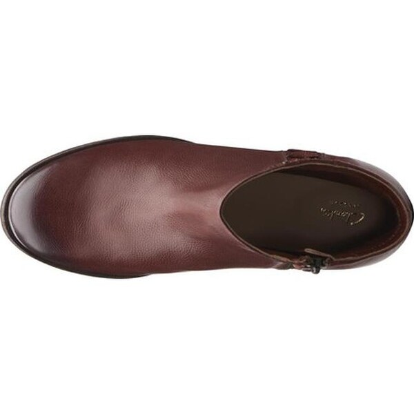 maypearl fawn clarks