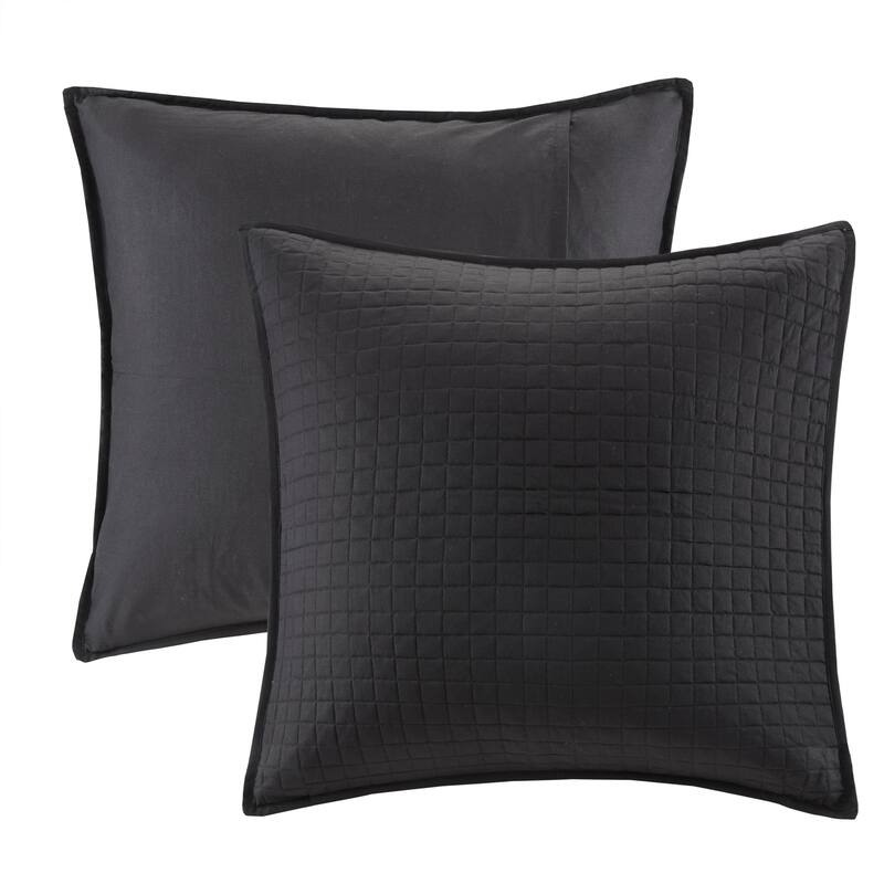 Intelligent Design Cora 7 Piece Reversible Cotton Quilt Set with Euro Shams and Thrwo Pillows