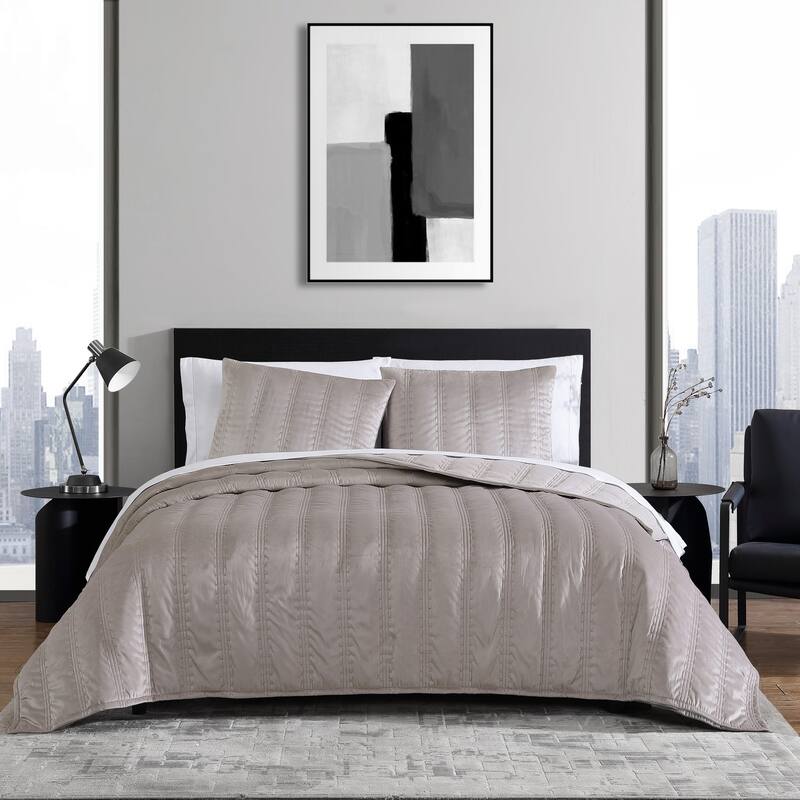 Vera Wang Velvet Linear Stitch Solid Quilt Set