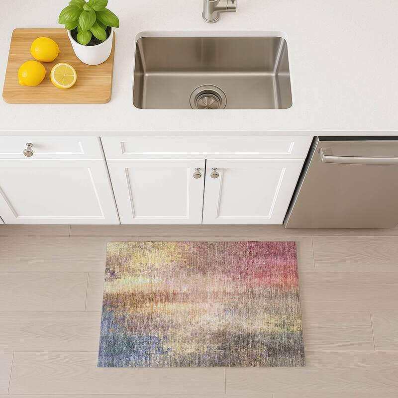 Machine Washable Indoor/ Outdoor Abstract Ombre Chantille Rug