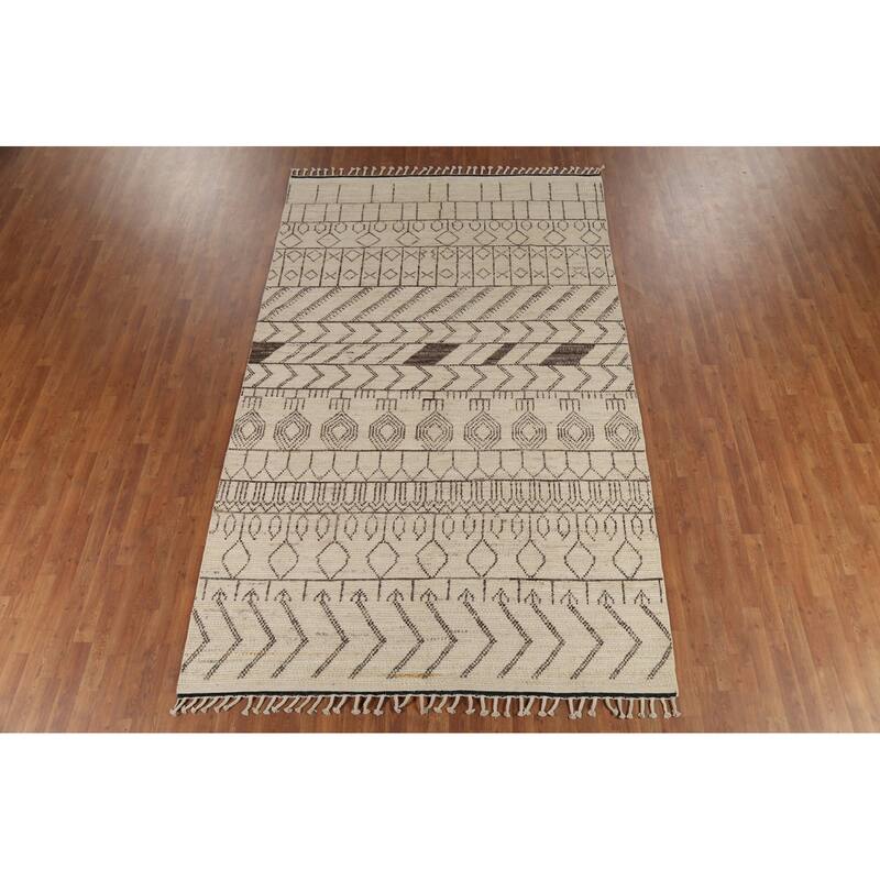 Beige / Ivory Moroccan Style Area Rug Handmade Wool Carpet - 6'8"x 11'0"