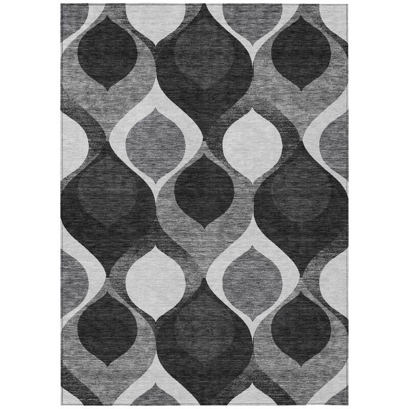 HomeRoots Ogee Transitional Rectangle Outdoor Rug - 5' X 8'