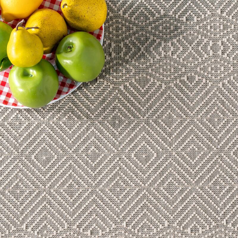 Nuloom Paloma Abstract Geometric Indoor/Outdoor Area Rug