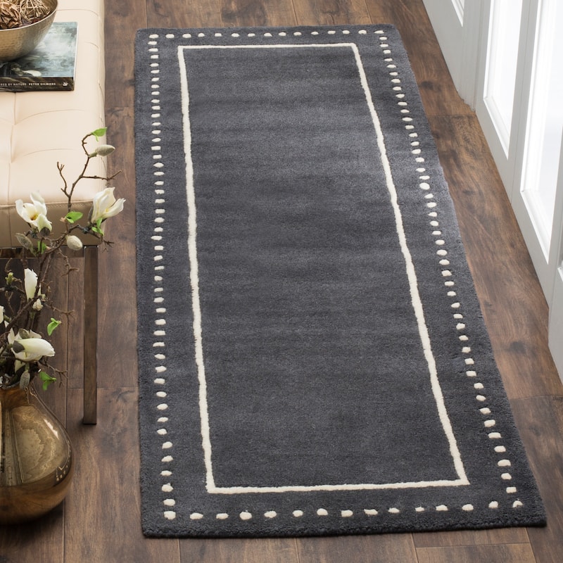 SAFAVIEH Handmade Bella Alverta Dotted Border Wool Rug - 2'3" x 11' Runner - Dark Grey/Ivory