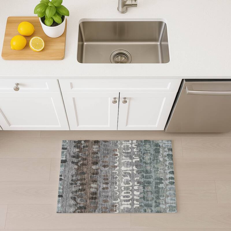 Machine Washable Indoor/ Outdoor Modern Trezze Chantille Rug