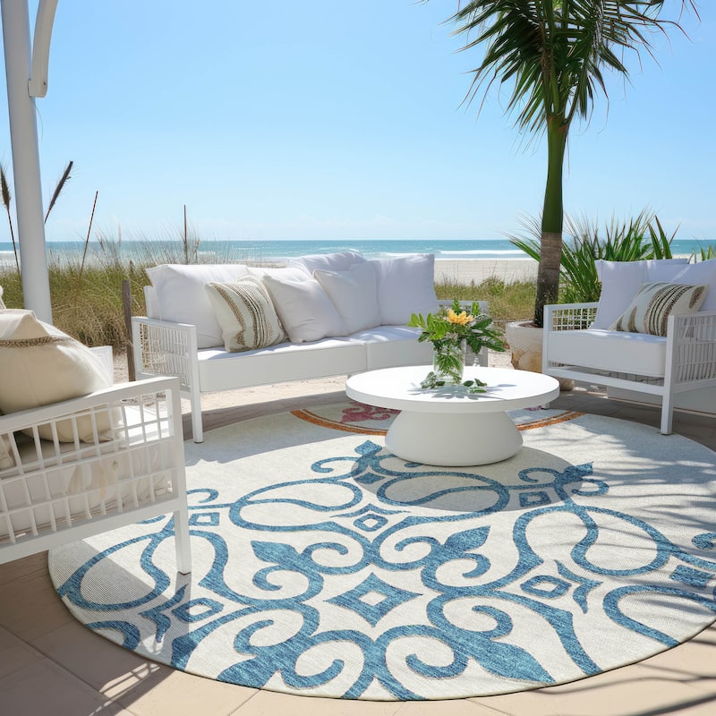 Machine Washable Indoor/ Outdoor Chantille Bold Medallions Rug - White - 8' x 8'