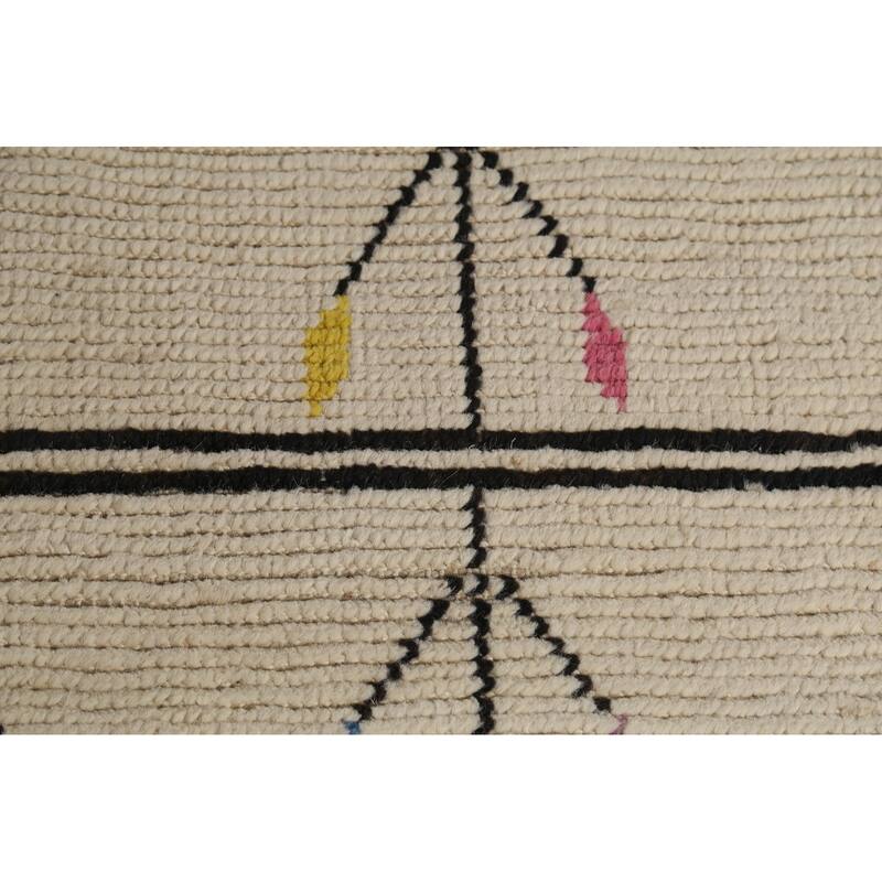 Beige / Ivory Moroccan Area Rug Hand-Knotted Wool Carpet - 6'0"x 9'7"