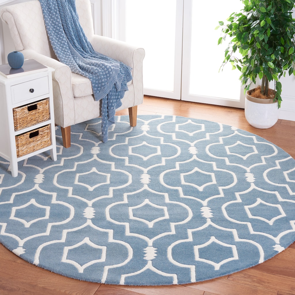 SAFAVIEH Handmade Chatham Cvetka Modern Moroccan Wool Rug