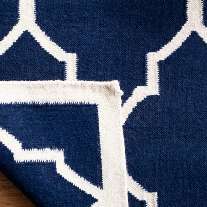 SAFAVIEH Handmade Flatweave Dhurries Anniina Modern Moroccan Wool Rug