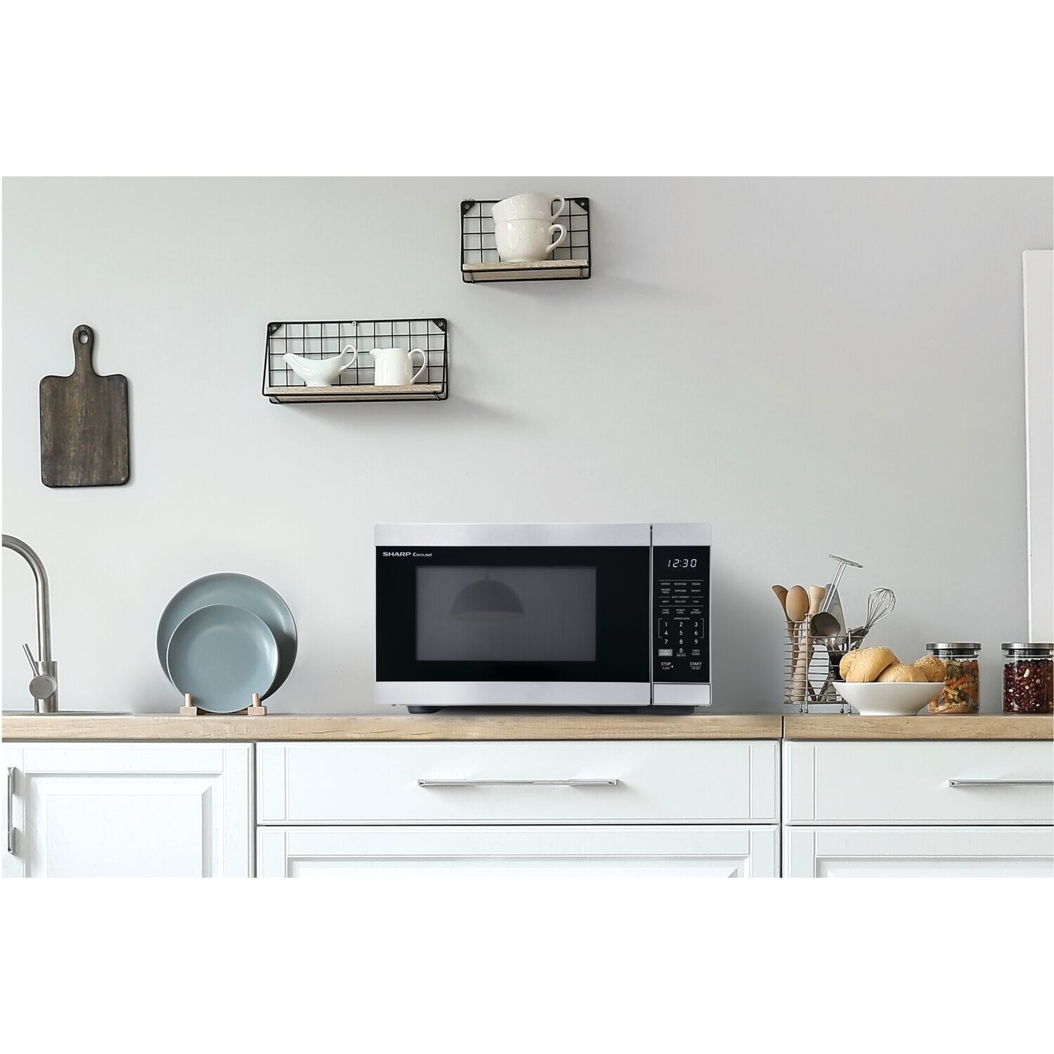 Sharp 1.1 CF Smart Countertop Microwave Oven Orville Redenbacher s Certified