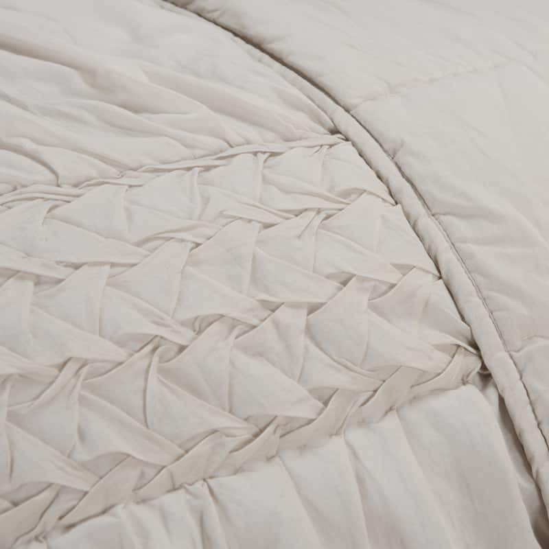Carley Natural Hand Quilted Cotton Quilt