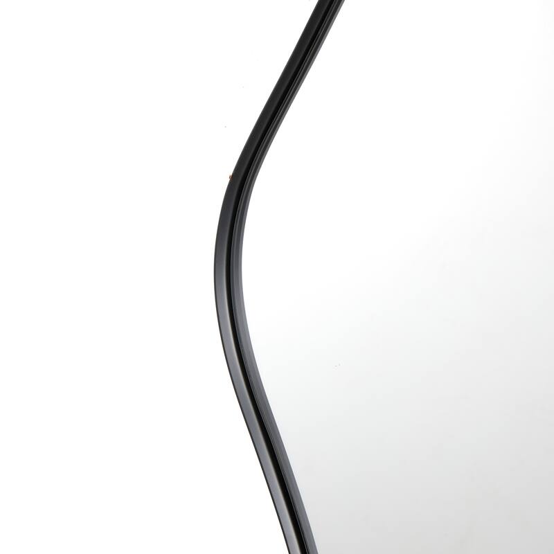 CosmoLiving by Cosmopolitan Black Metal Wavy Abstract Wall Mirror