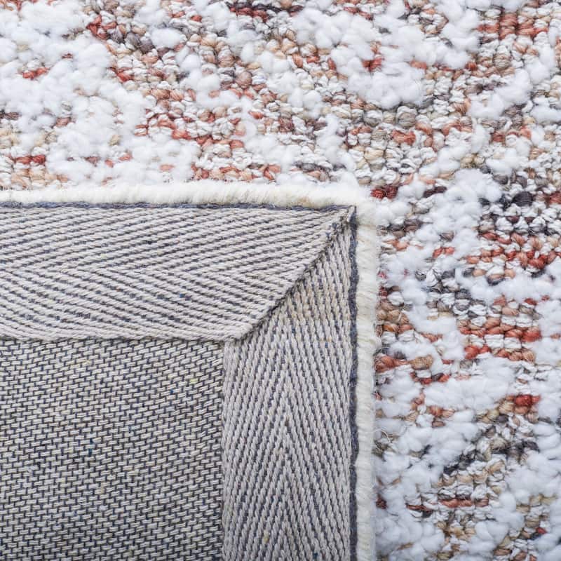 SAFAVIEH Handmade Metro Pietsje Medallion Wool Rug