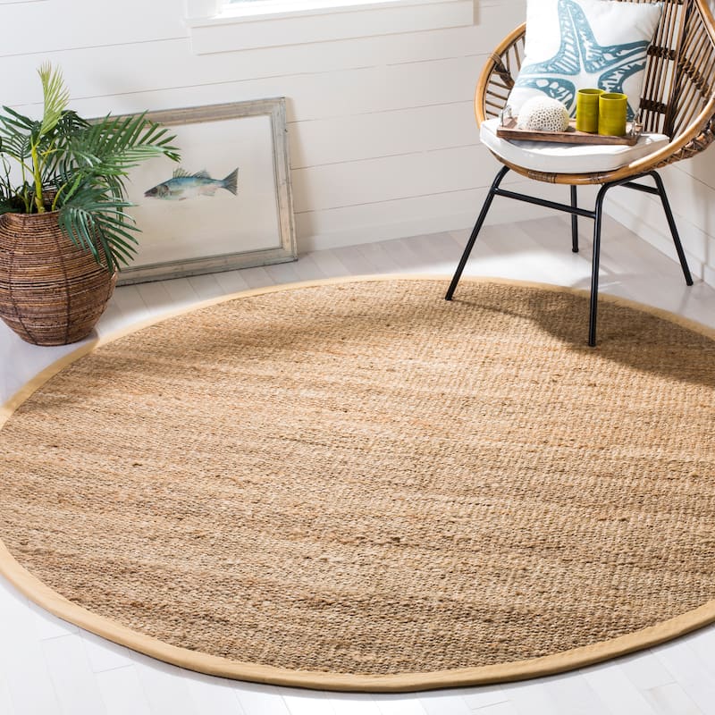 SAFAVIEH, Handmade Natural Fiber Valery Casual Solid Jute Rug - 5' Round - Natural