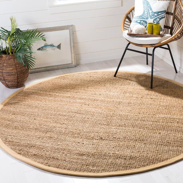 SAFAVIEH Handmade Natural Fiber Sofja Casual Solid Jute Rug - 5' x 5' Round - Natural
