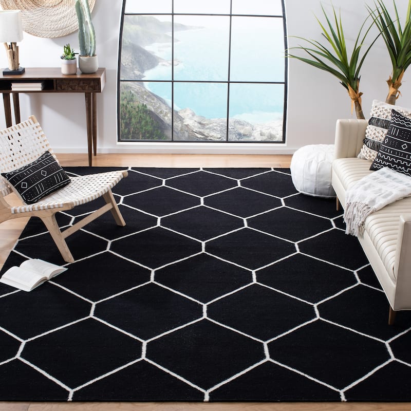SAFAVIEH Handmade Flatweave Dhurries Walty Modern Moroccan Wool Rug - 9' x 12' - Black/Ivory