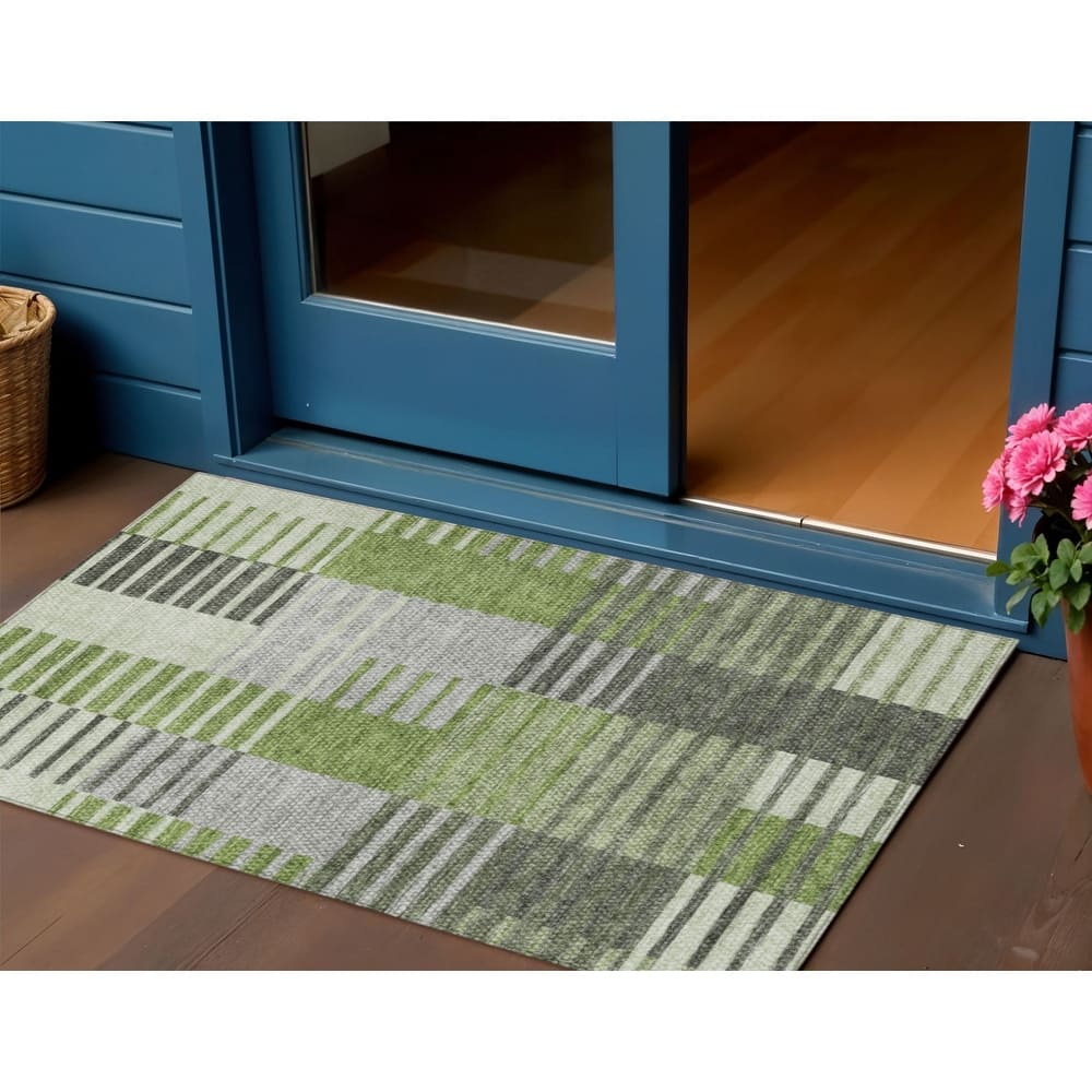 HomeRoots Striped Transitional Rectangle Outdoor Rug