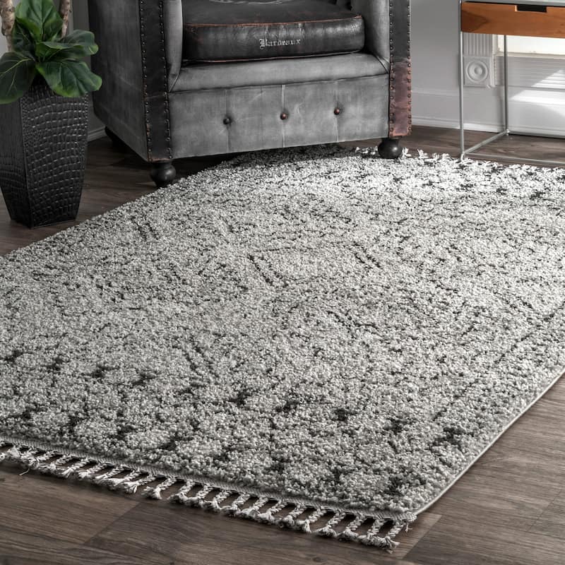 Nuloom Vasiliki Moroccan Shag Tasseled Area Rug - 5'3" x 7'7" - Grey - Rectangle