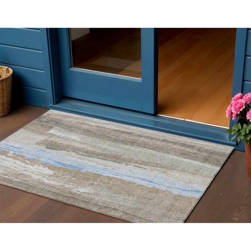 HomeRoots Abstract Transitional Rectangle Outdoor Rug - 3' x 5'