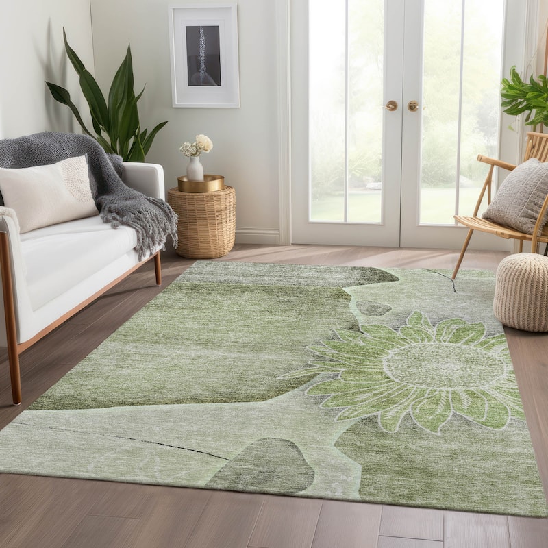 Machine Washable Indoor/ Outdoor Chantille Modern Sunflower Rug - Aloe - 5' x 7'6"